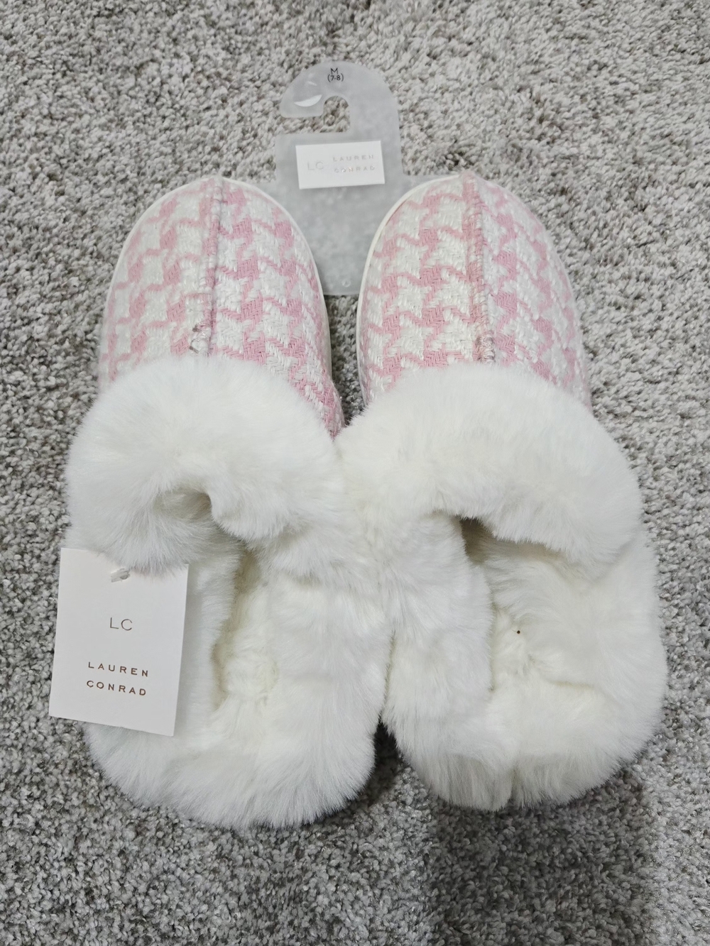 NEW! LC Lauren Conrad Pink Houndstooth Faux Fur Lined Slippers